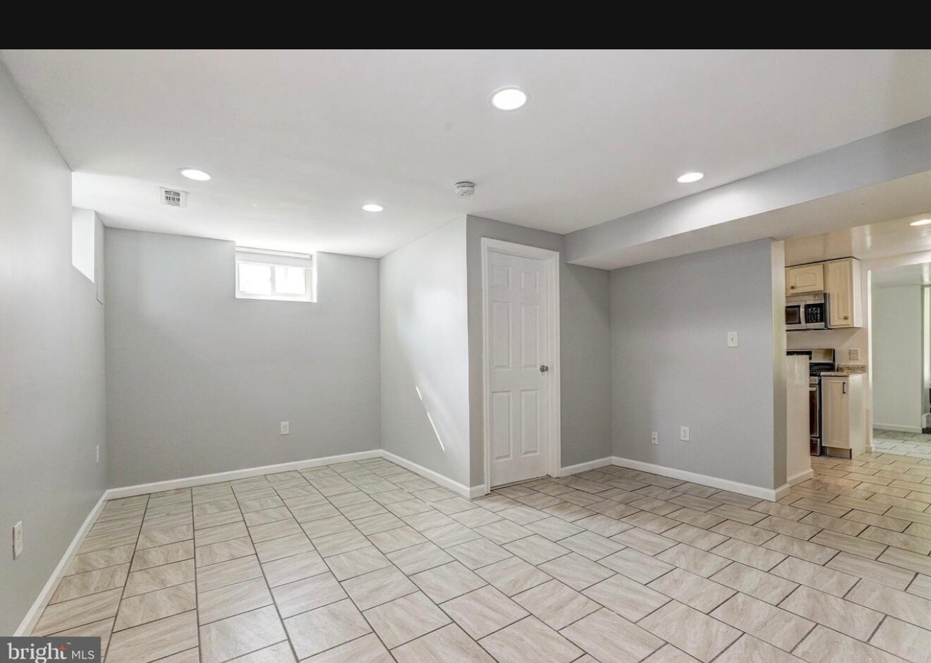 Building Photo - 4506 Furley Ave