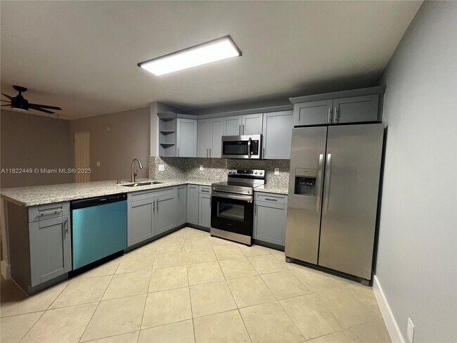 Building Photo - 5761 Riverside Dr