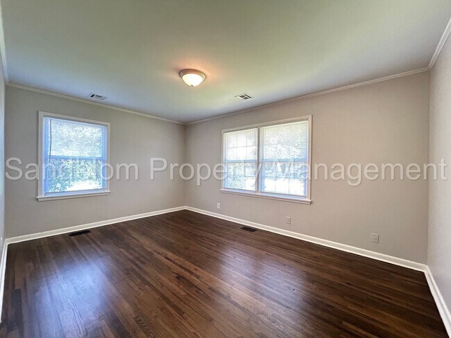 Building Photo - FOR LEASE | Midtown Tulsa | Available Now!