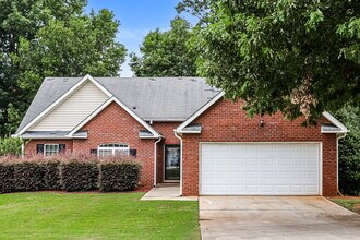 Building Photo - 437 Camella Cir