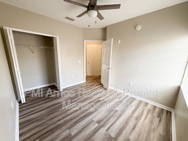 Building Photo - 6019 Portsdale Pl