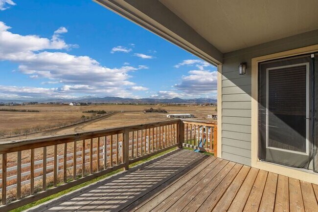 Building Photo - ***WINTER SPECIAL $2695.00 a Month *** 5 b...