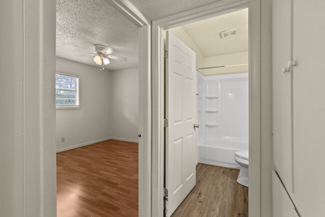 Building Photo - 100 Apache Hills Dr