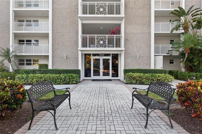 Building Photo - 3000 NE 48th Ct