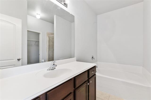 Building Photo - 6041 Spring Ranch Dr