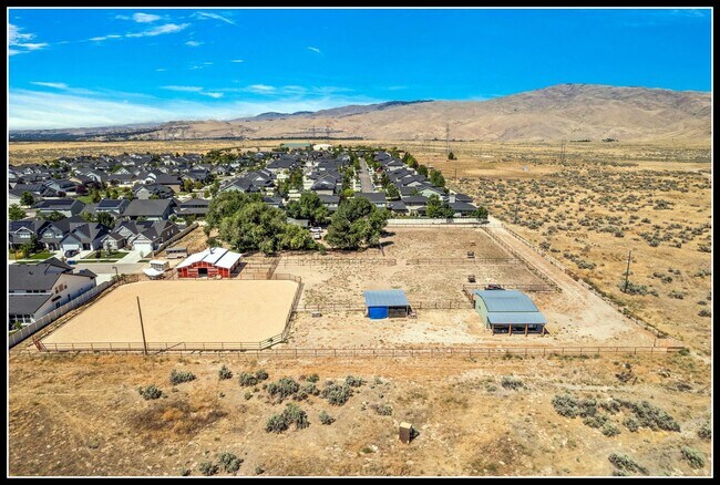 Building Photo - 3 Acre Horse Ranch & Home Rental SE Boise ...