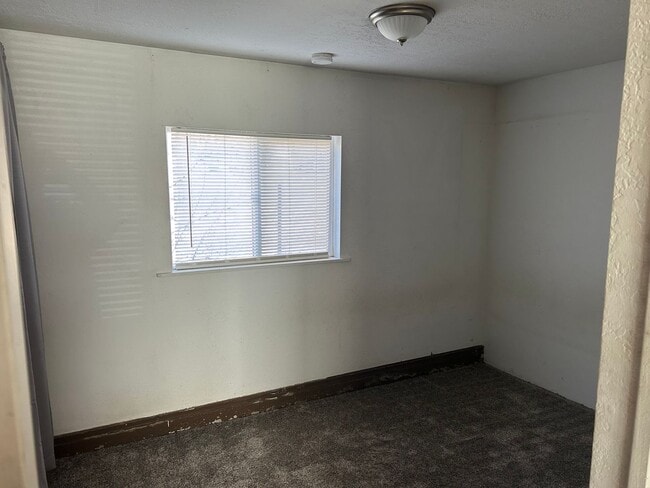 Building Photo - 1 bed/1 bath in Adin CA