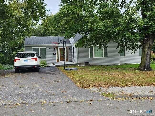 Building Photo - 994 Bunker Hill Ave