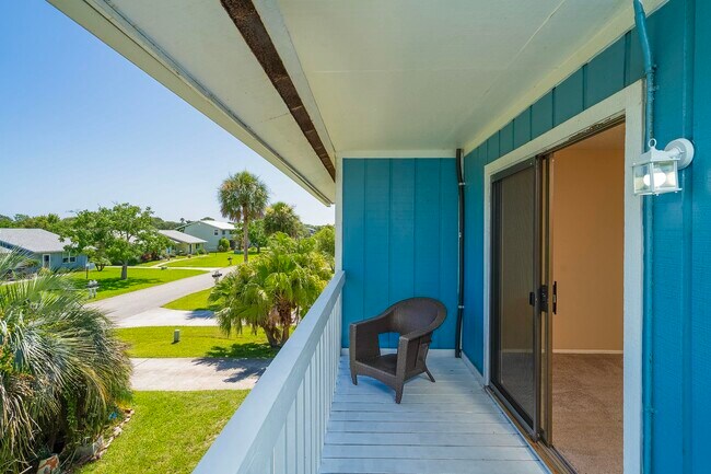 Building Photo - 123 Rio Del Mar St