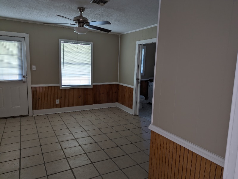 Building Photo - 1600 Armenco Rd