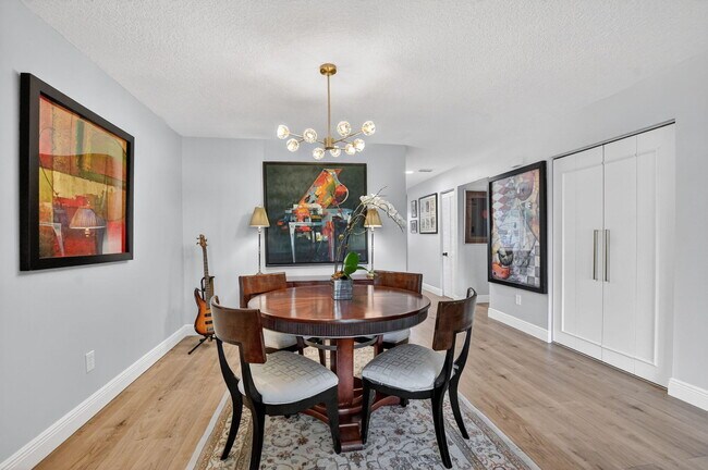 Building Photo - 21650 Juego Cir