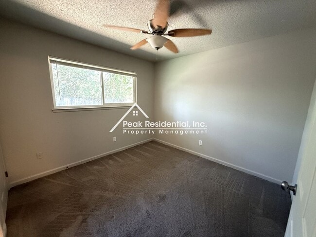 Building Photo - 5368 Elsinore Way