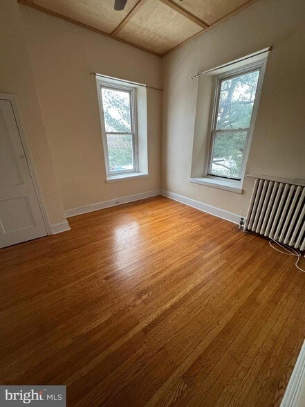 Building Photo - 47 W Highland Ave