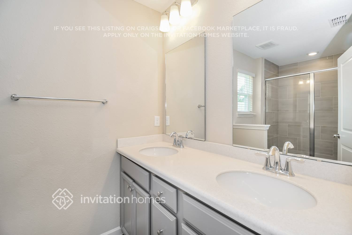 Building Photo - 13300 Shore Grass Dr