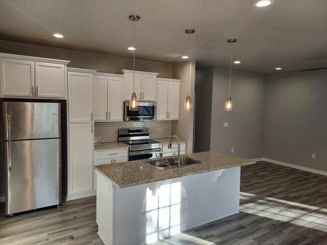 Building Photo - 103 Meyers Ter Cir