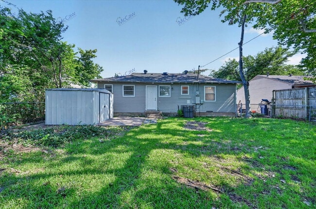 Building Photo - 2848 Beasley Dr