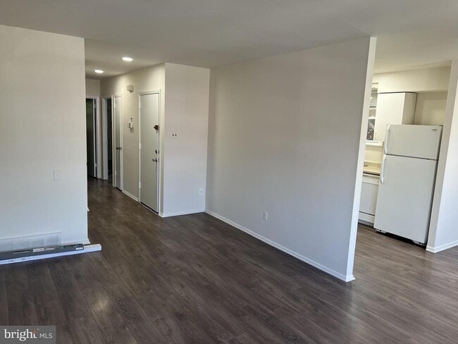 Building Photo - 213 Alnus St