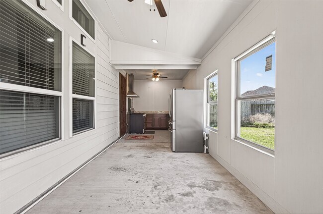 Building Photo - 3002 Overbrook Meadow Ln