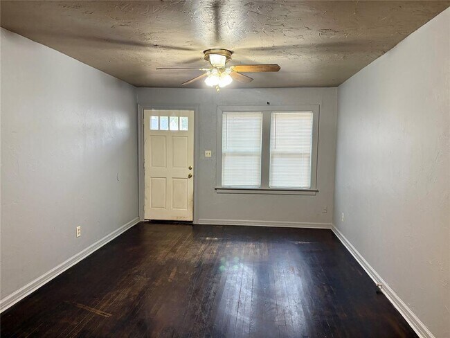 Building Photo - 3113 NW 32nd St