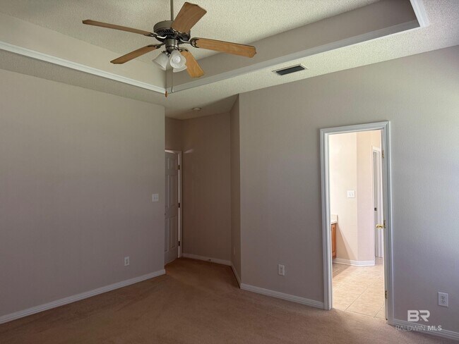 Building Photo - 21550 Palmer Ct