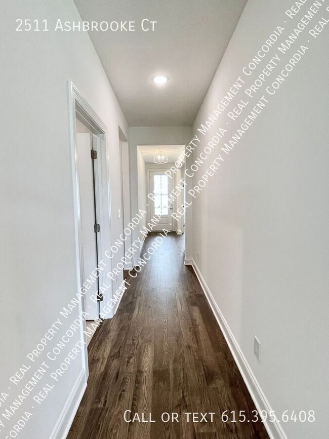 Building Photo - 2511 Ashbrooke Ct