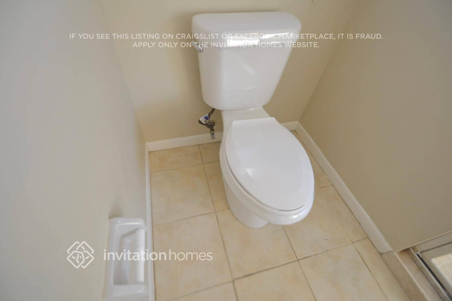 Building Photo - 3214 N Thackery Wy