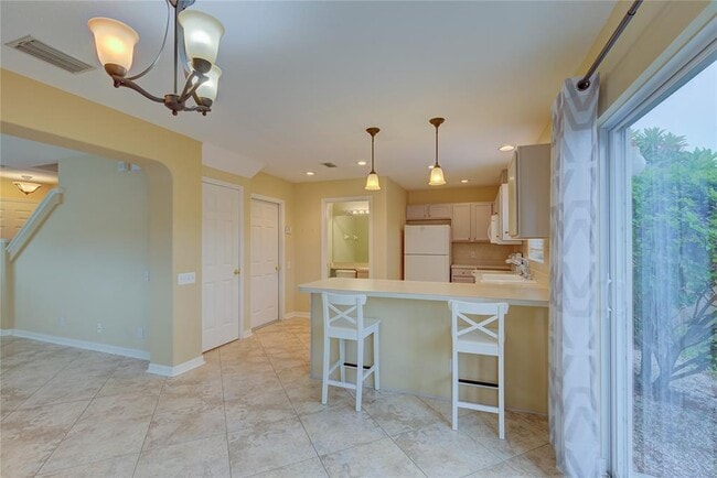 Building Photo - 13298 Thoroughbred Loop