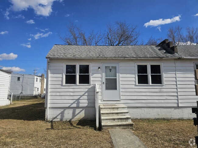 Building Photo - 48 Buttonwood Ave