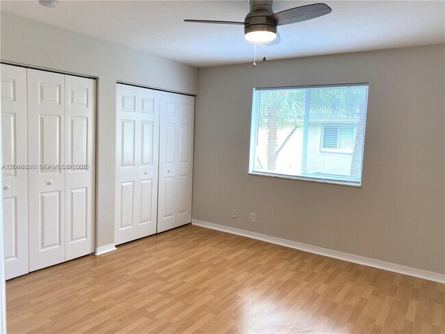 Building Photo - 2174 Ensenada Terrace