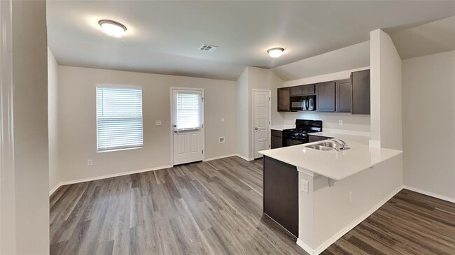 Building Photo - 1432 Dustin Dr