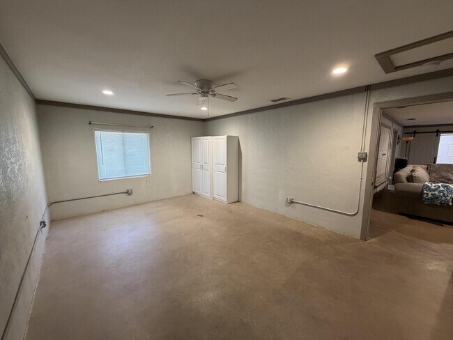 Building Photo - 4411 32nd St