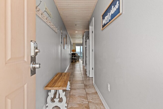 Building Photo - 3290 Scenic Hwy 98