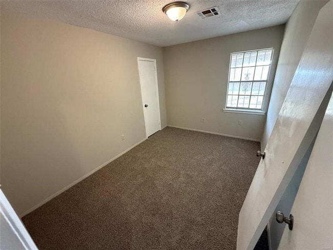 Building Photo - 5534 Gantry Dr