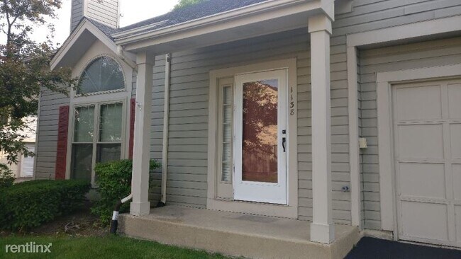 Building Photo - 2 br, 1.5 bath Townhome - 1138 N Knollwood Dr