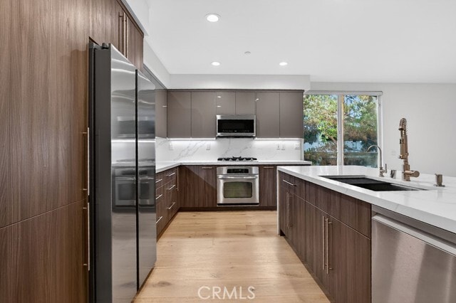 Building Photo - 575 Rockefeller