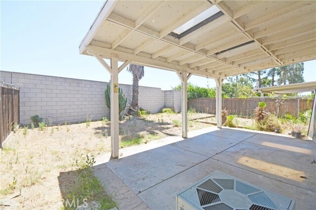 Building Photo - 274 Settlers Rd