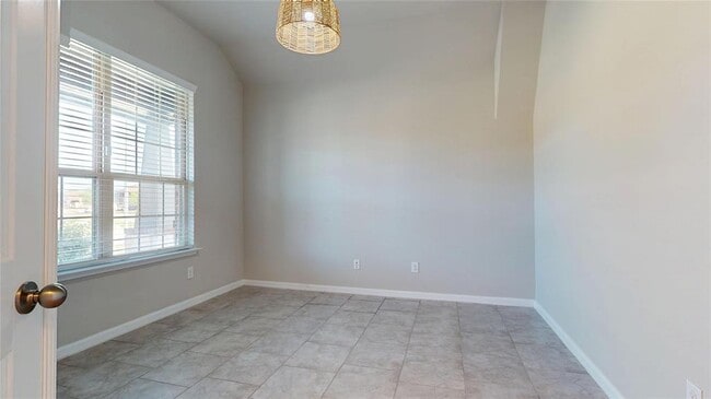 Building Photo - 5434 Wildbrush Dr