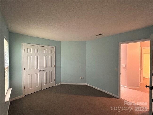 Building Photo - 6518 Harburn Forest Dr