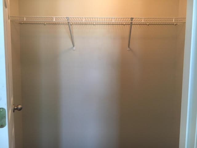 Building Photo - 601 Hidden Creek Cir