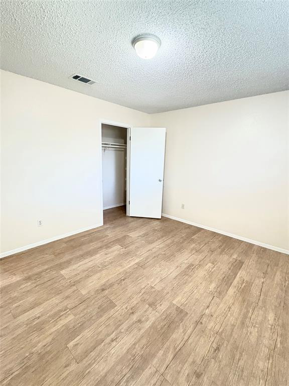 Building Photo - 1212 Leander Rd
