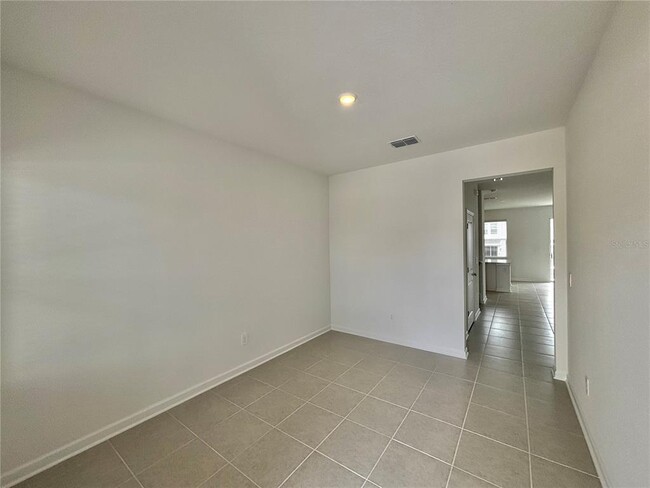 Building Photo - 2634 Armstrong Ave
