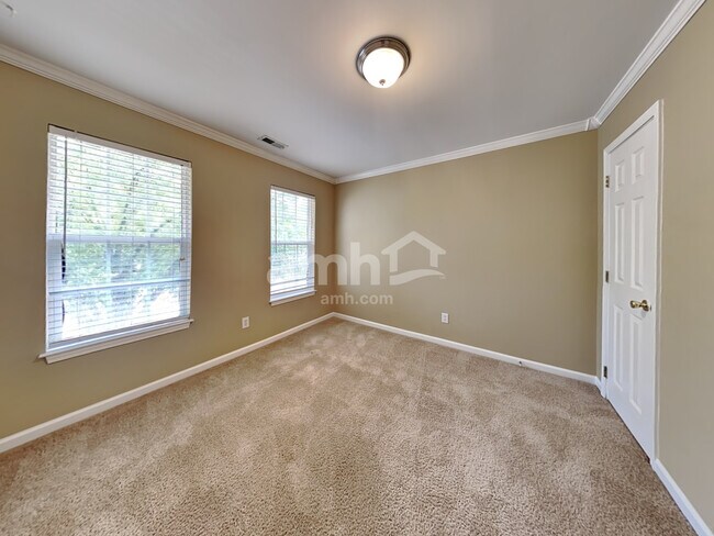 Building Photo - 8413 Astwell Ct