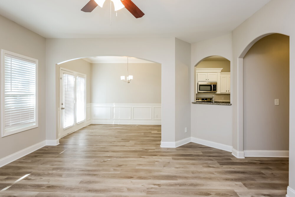 Building Photo - 1521 Lily Valley Dr