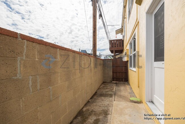 Building Photo - 3313 Herman Ave