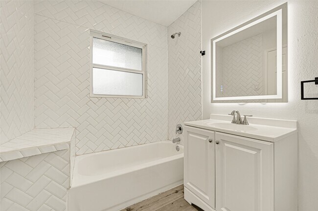 Building Photo - 2131 Counter Point Dr