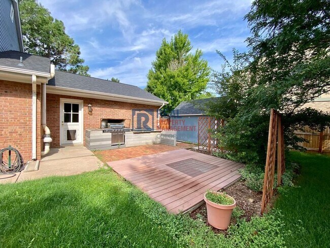 Building Photo - 5932 S Dayton Ct