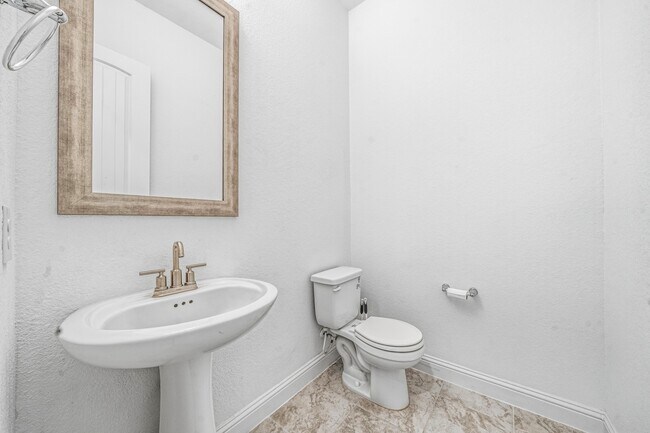 Building Photo - 3519 Sunburst Ct
