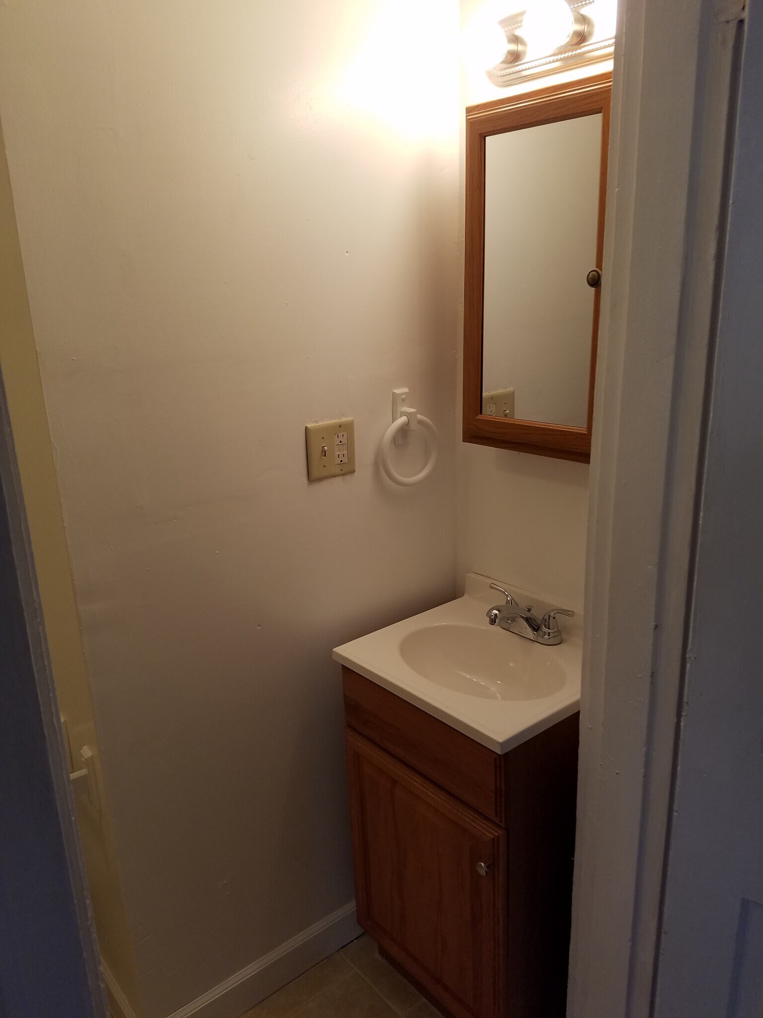 Frist Floor Full Bathroom - 227 Fosdick St