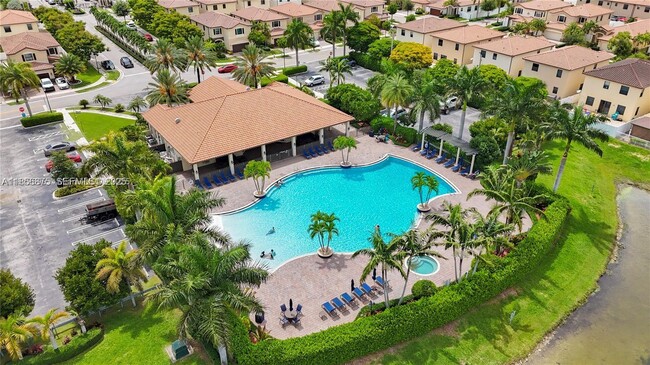 Building Photo - 3521 W 86th Terrace