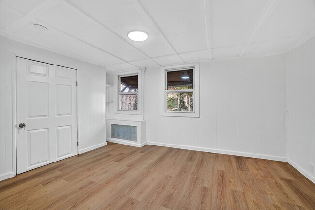 Building Photo - 59 Park Hill Ave